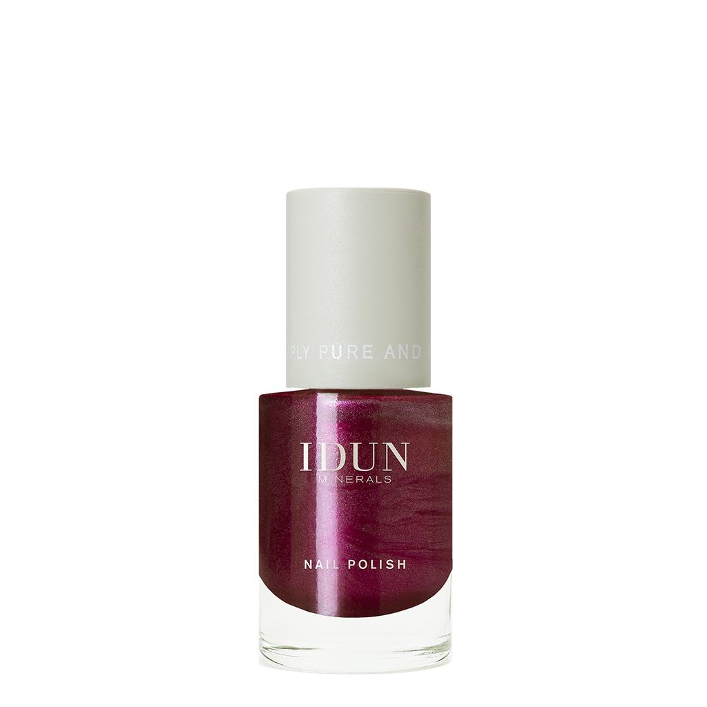 NAIL POLISH