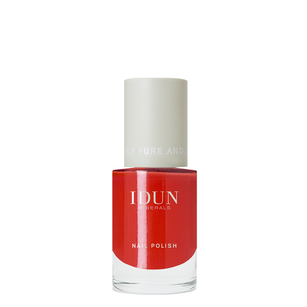 NAIL POLISH